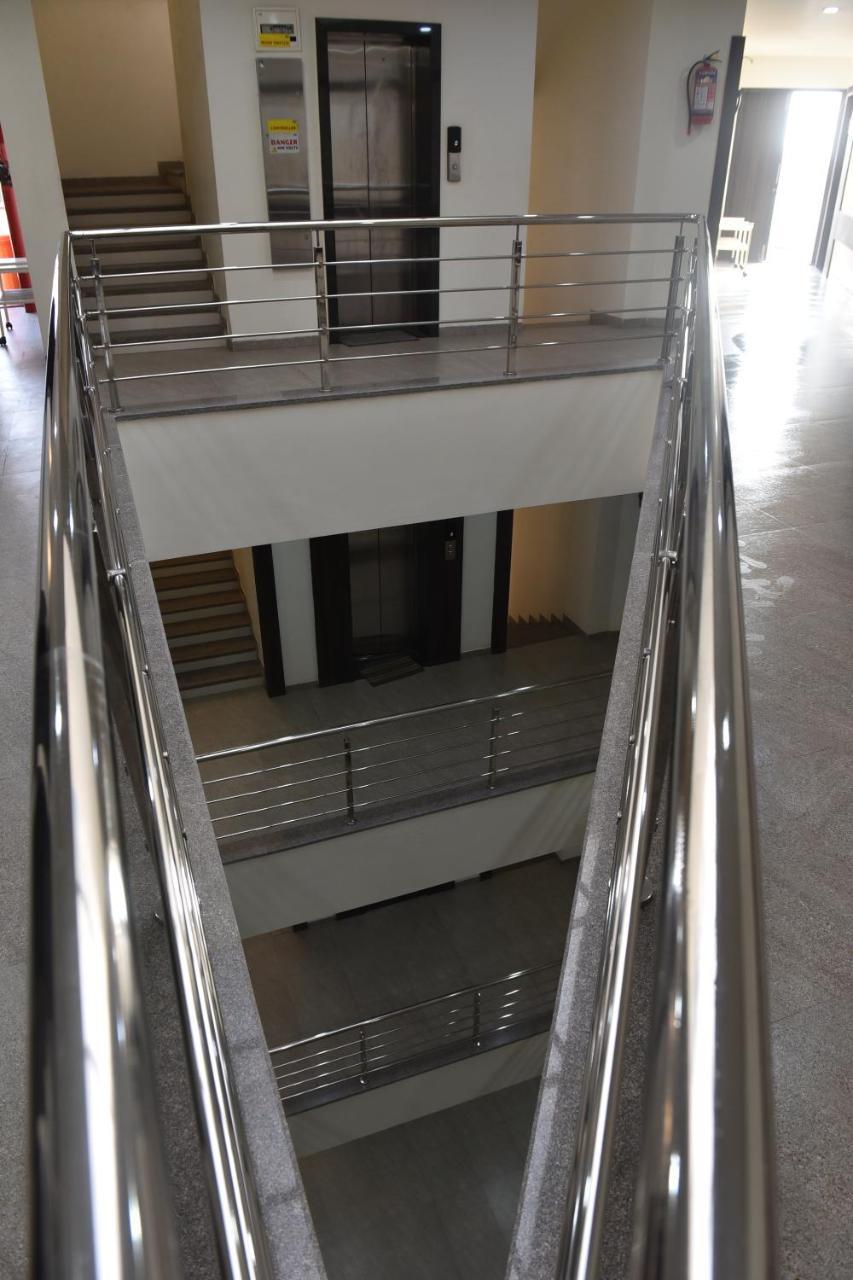 Hotel Lotus Chandrapur Exterior photo